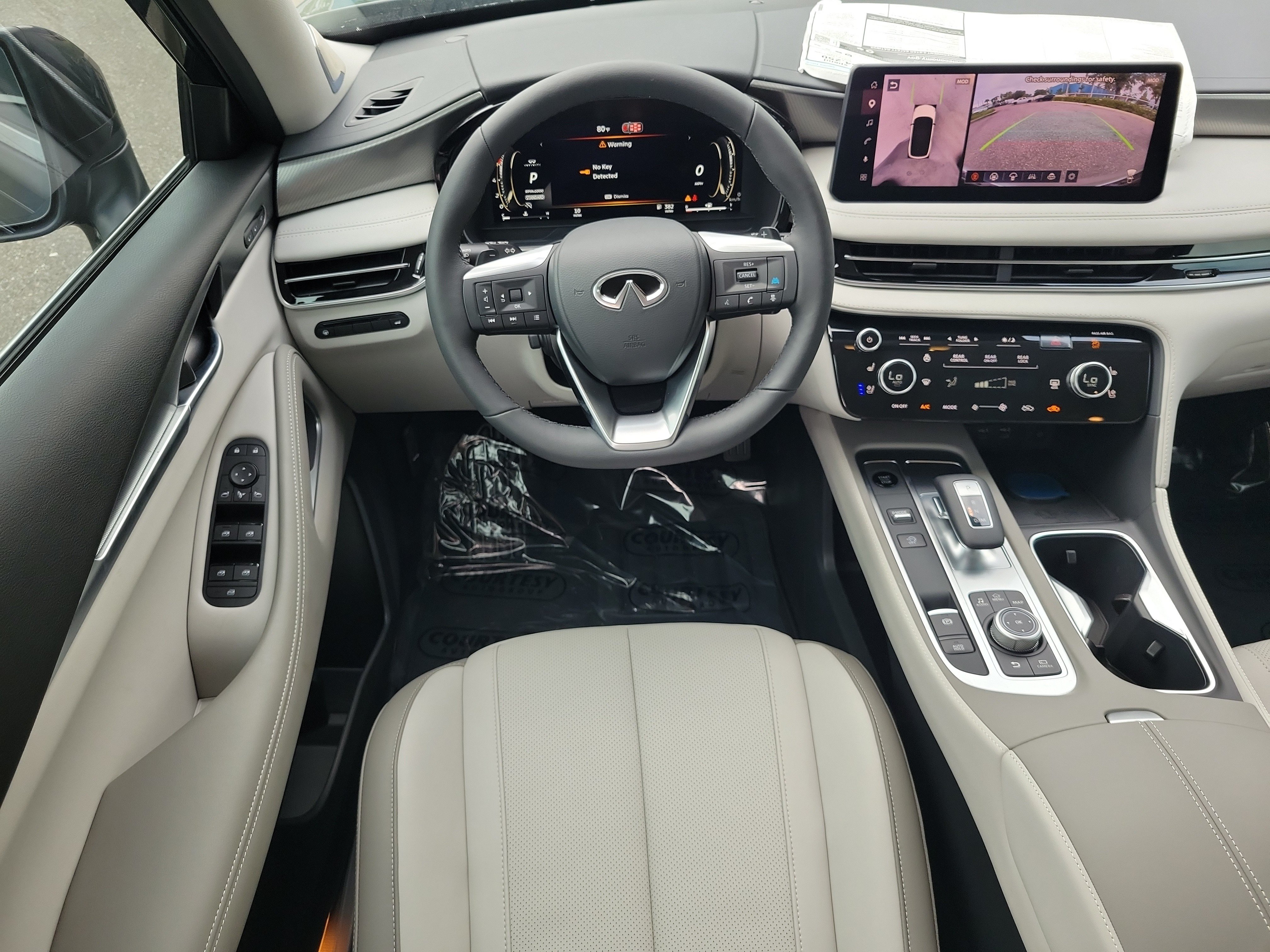 New 2027 INFINITI QX60 Luxe w/ Family Package FWD image 12