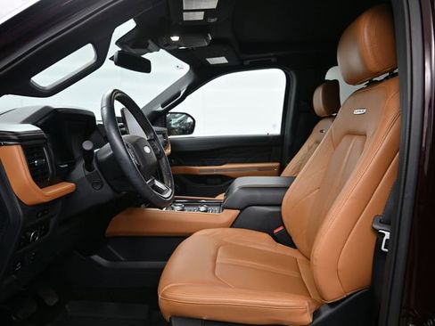 Used 2023 Ford Expedition Max Platinum image 9