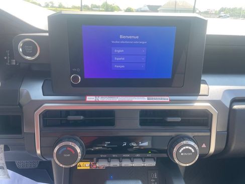 New 2026 Toyota 4Runner SR5 AWD/4WD image 21