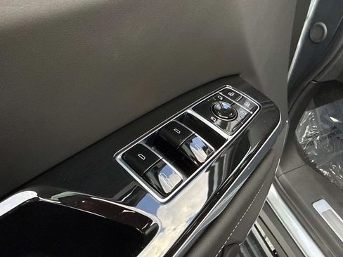 Used 2026 Cadillac Escalade Platinum Sport w/ LPO, ONYX Package AWD/4WD image 22