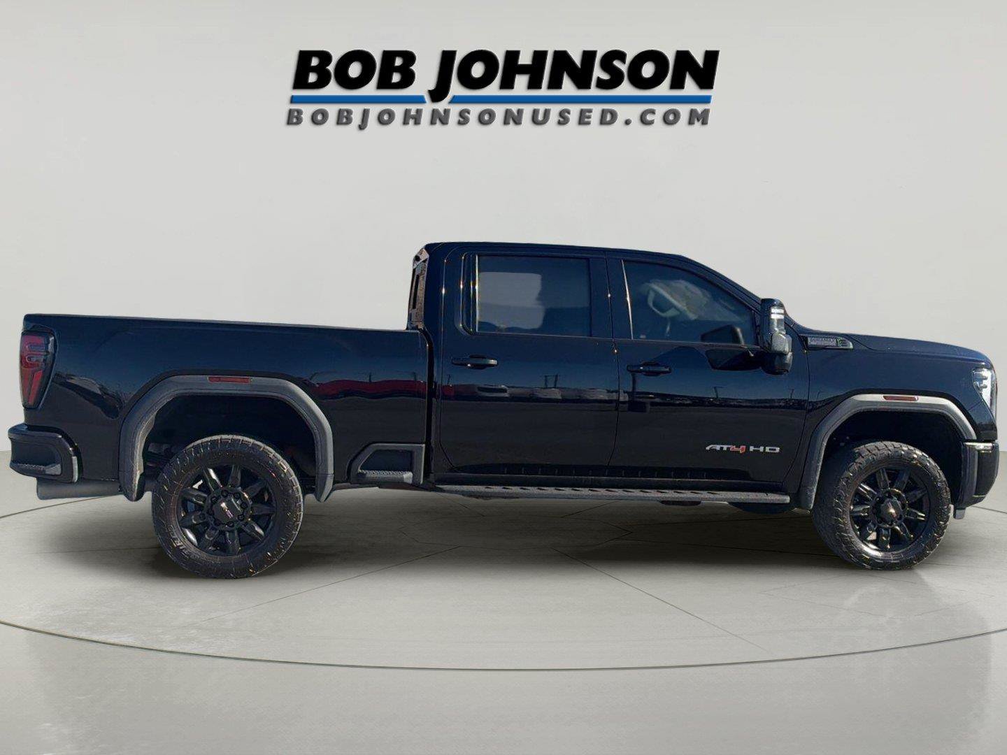 Used 2024 GMC Sierra 2500 AT4 w/ Technology Package AWD/4WD image 8