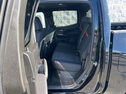 New 2026 Chevrolet Colorado Z71 image 18