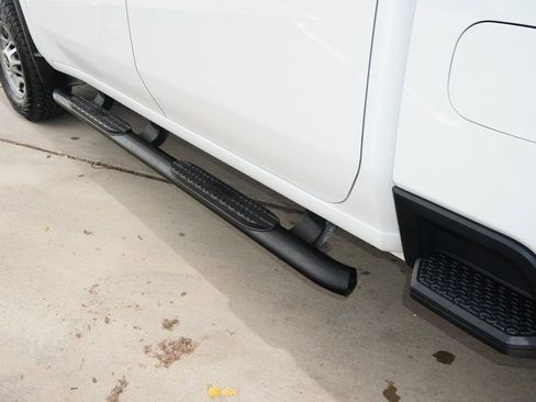 Used 2024 Chevrolet Silverado 2500 W/T image 11