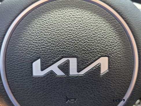 Certified 2025 Kia Sportage LX FWD image 27