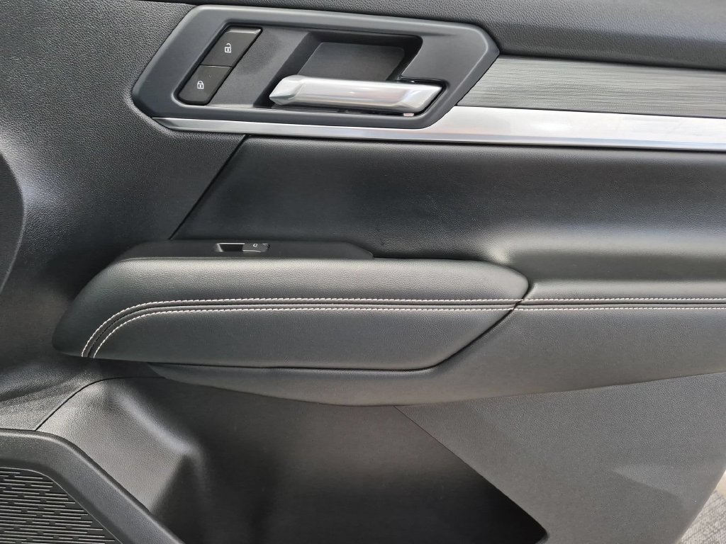 Used 2026 GMC Terrain Elevation FWD image 29