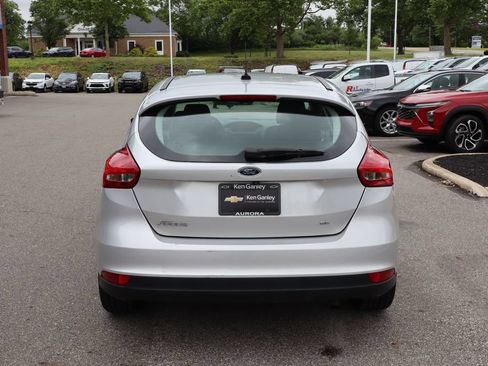 Used 2018 Ford Focus SE FWD image 25