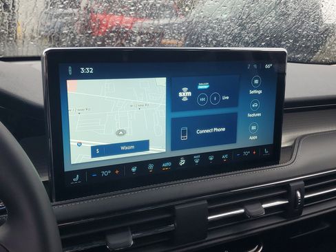 New 2026 Lincoln Corsair Premiere image 17