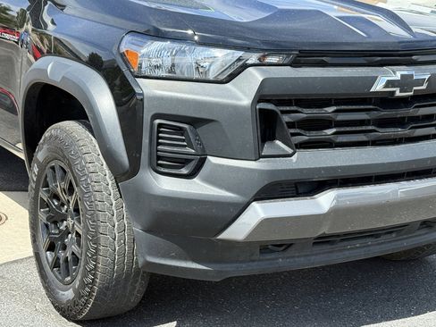 Used 2023 Chevrolet Colorado Trail Boss w/ Advanced Trailering Package AWD/4WD image 2
