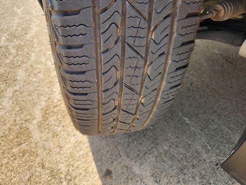 Certified 2024 Chevrolet Equinox LT image 12