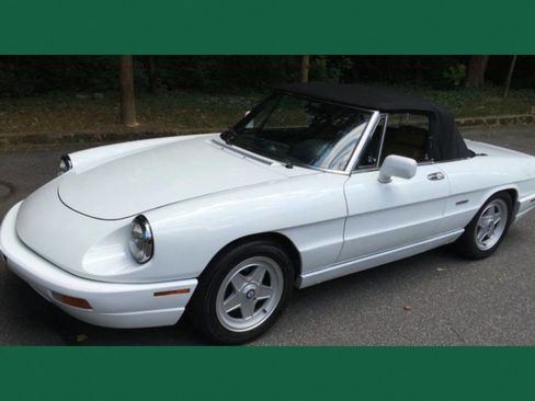 Used 1991 Alfa Romeo Spider image 3