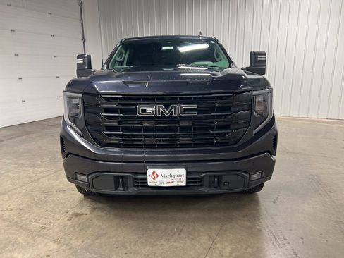 Used 2022 GMC Sierra 1500 Elevation w/ X31 Off-Road Package image 3