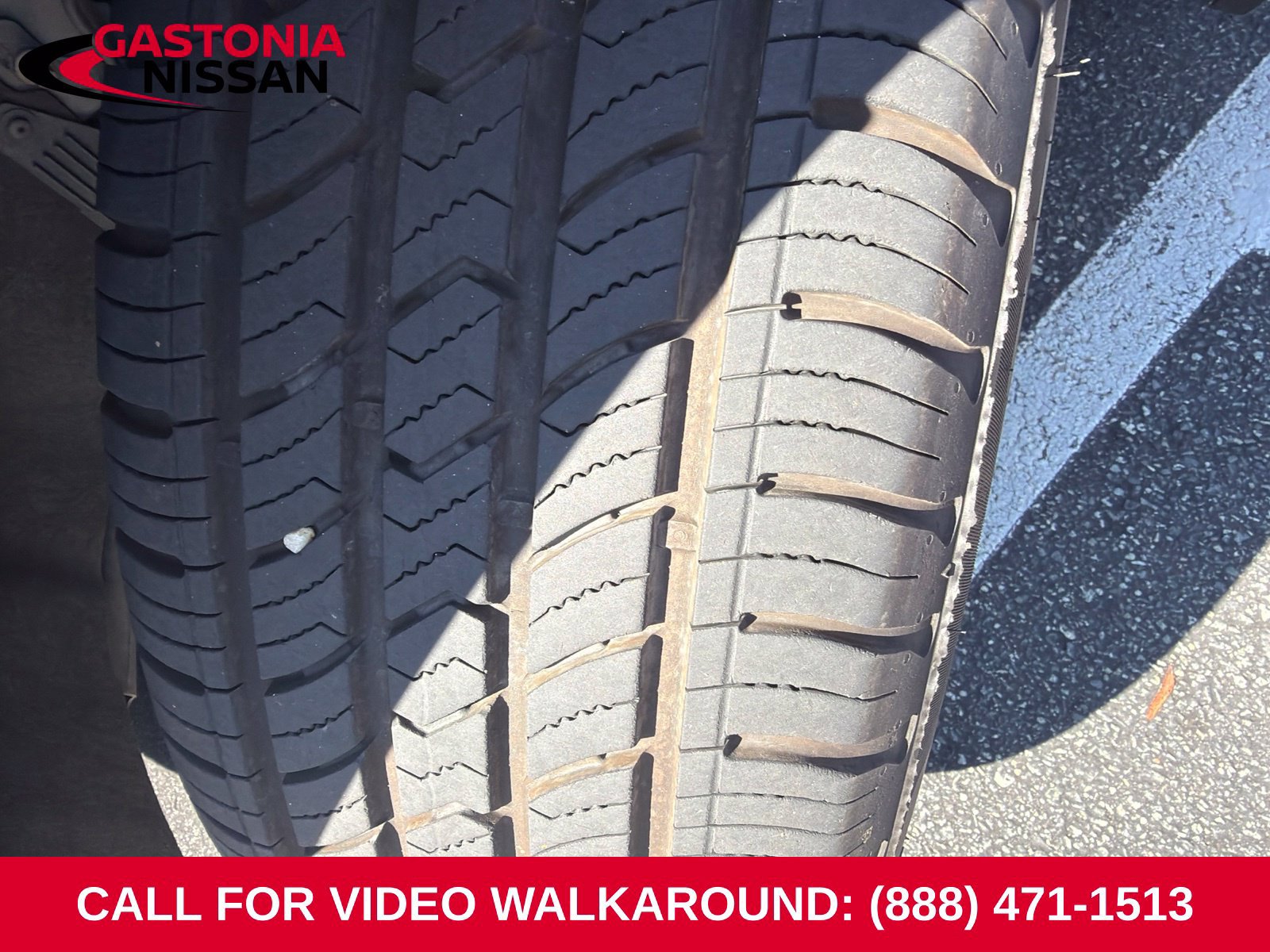 Used 2021 GMC Acadia SLT FWD image 7