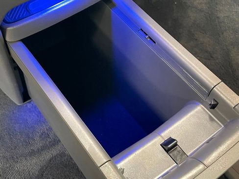 Used 2024 Kia EV9 Land image 33