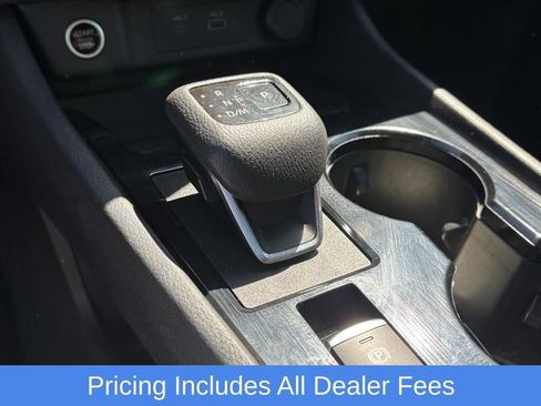 Used 2023 Nissan Rogue S AWD/4WD image 25