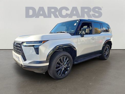 Used 2024 Lexus GX 550 550 Premium image 3