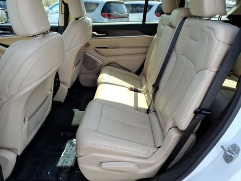 Used 2021 Jeep Grand Cherokee L Limited w/ Trailer Tow Package image 8