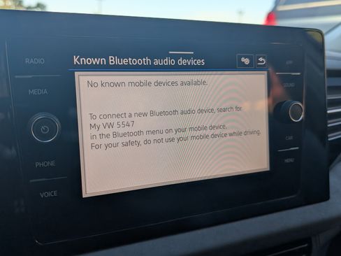 Used 2025 Volkswagen Jetta SE w/ Sunroof Package image 28