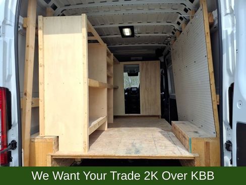 Used 2024 RAM ProMaster 2500 w/ Convenience Group image 10