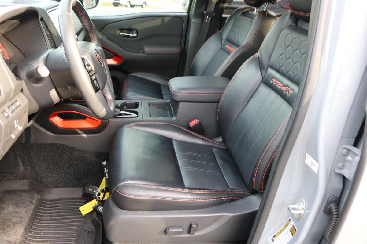 Used 2024 Nissan Frontier PRO-4X w/ Pro Premium Package AWD/4WD image 31