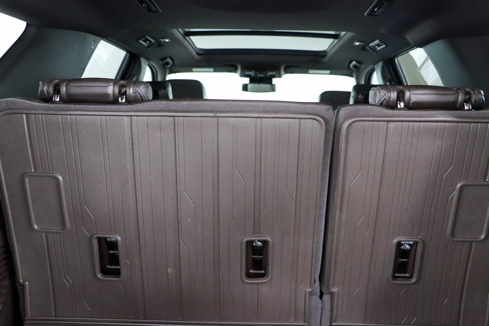 Used 2023 GMC Yukon Denali w/ LPO, Floor Liner Package AWD/4WD image 34