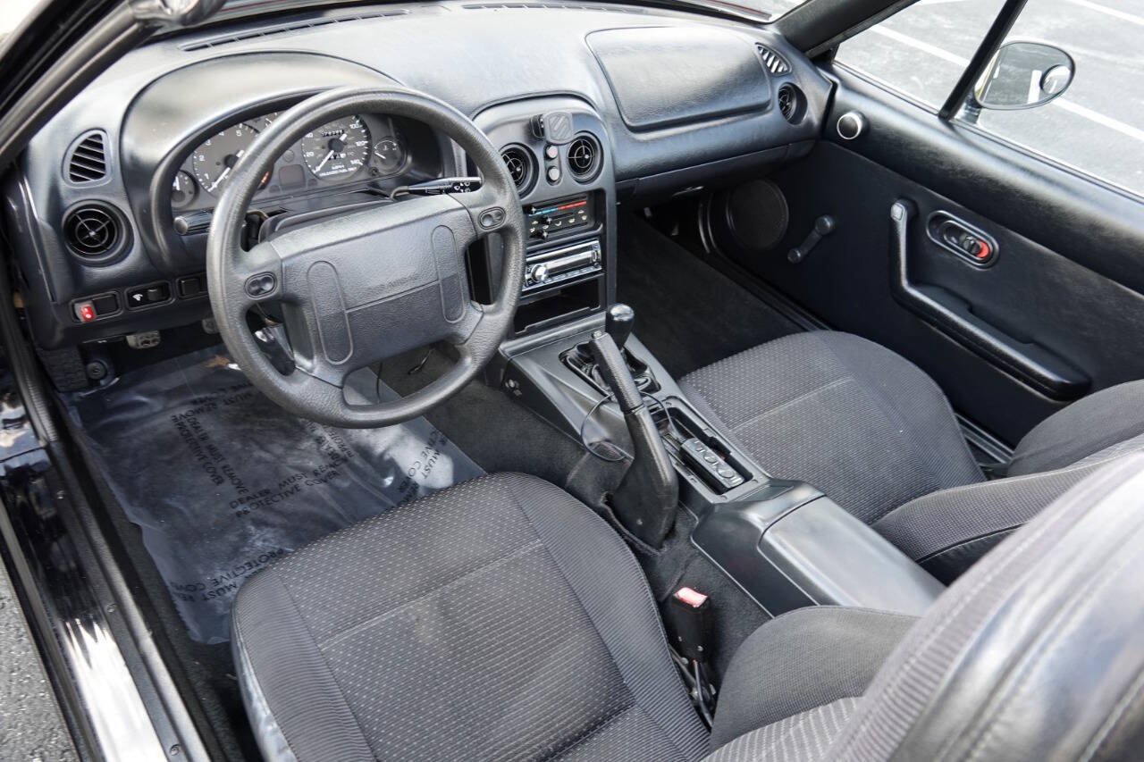 Used 1996 MAZDA MX-5 Miata RWD image 65