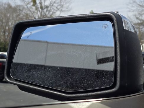 Certified 2024 GMC Sierra 1500 SLT image 19