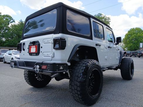 Used 2019 Jeep Wrangler Unlimited Sport S image 7