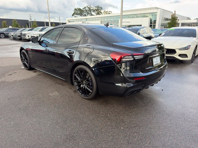 Used 2021 Maserati Ghibli Trofeo RWD image 3