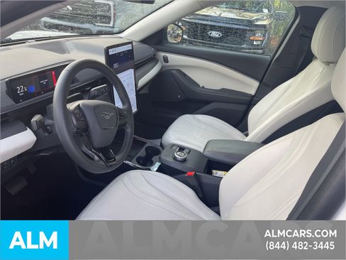 Used 2024 Ford Mustang Mach-E Premium image 10