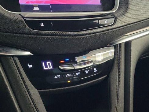 Certified 2023 Cadillac XT5 Luxury image 21