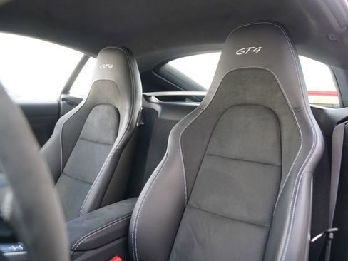 Used 2023 Porsche 718 Cayman GT4 RWD image 40