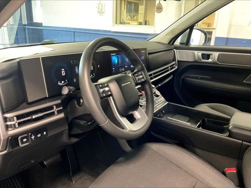 Used 2024 Hyundai Santa Fe SE AWD/4WD image 8