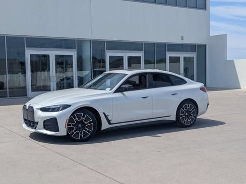 New 2026 BMW i4 eDrive40 w/ M Sport Package RWD image 2