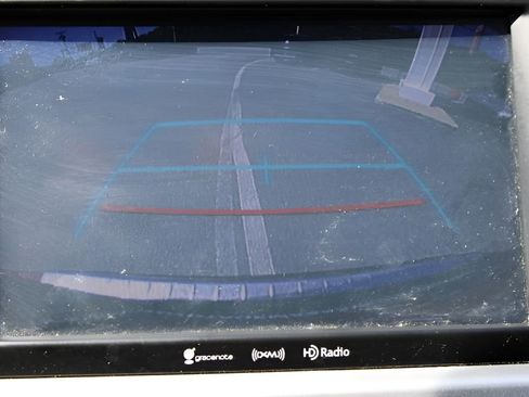 Used 2019 Toyota Highlander XLE AWD/4WD image 15