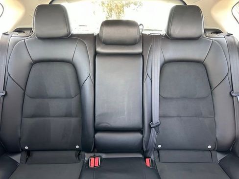 Used 2019 MAZDA CX-5 Touring FWD image 19