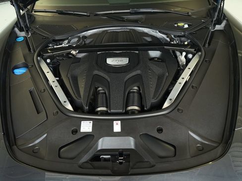 Used 2018 Porsche Panamera 4S AWD/4WD image 24