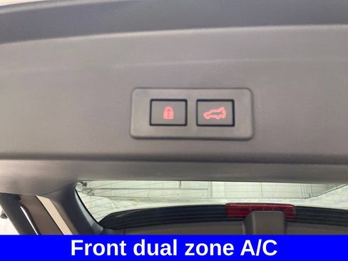 Used 2023 Subaru Ascent Touring AWD/4WD image 19