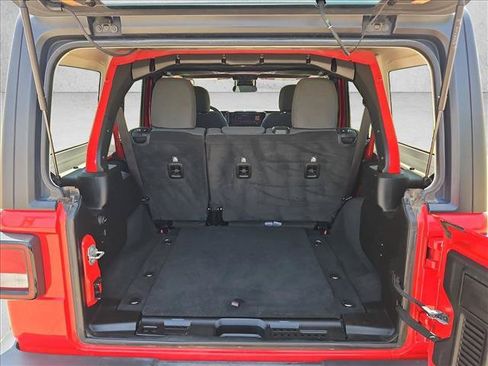 Used 2024 Jeep Wrangler Unlimited Sport AWD/4WD image 6