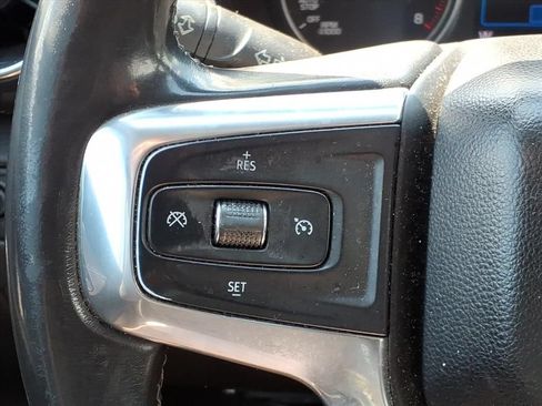 Used 2019 Chevrolet Blazer LT FWD image 12