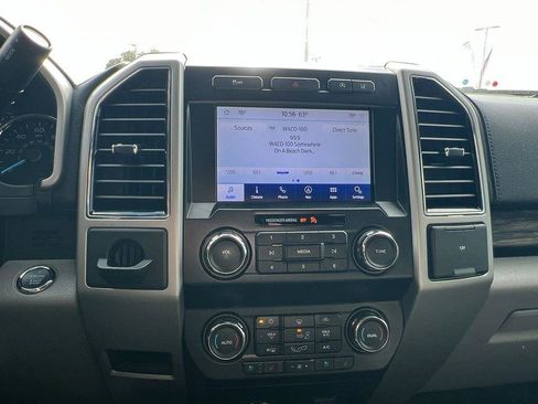 Used 2020 Ford F150 Lariat image 42