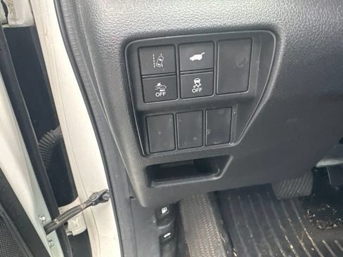 Used 2018 Honda CR-V EX-L image 16