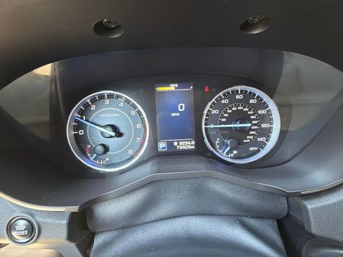 Used 2022 Subaru Ascent Limited image 12