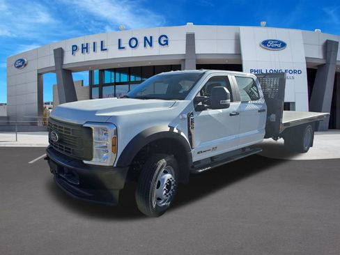 New 2026 Ford F550 4x4 Crew Cab image 13