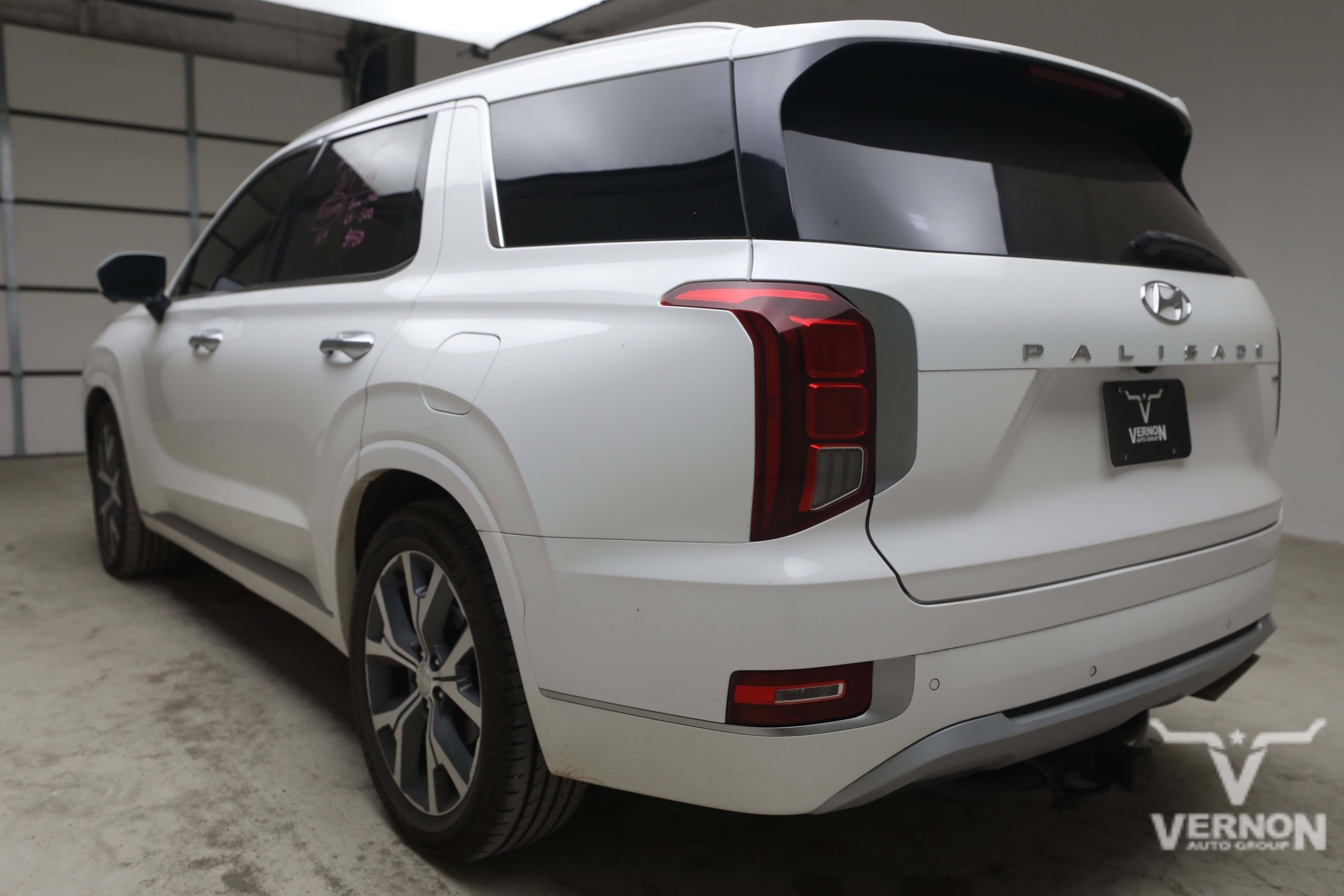 Used 2021 Hyundai Palisade Limited AWD/4WD image 2