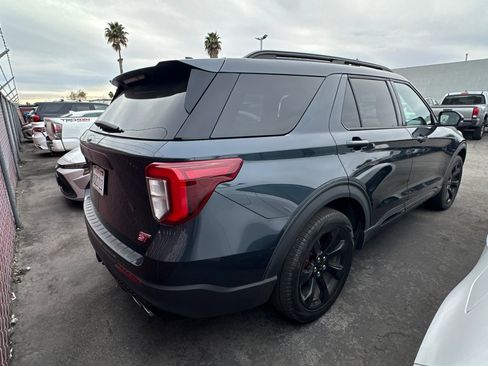 Used 2022 Ford Explorer ST w/ Equipment Group 401A image 3