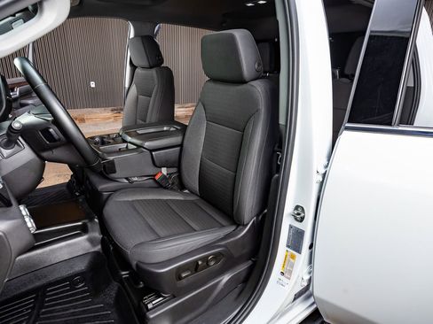 Used 2024 GMC Sierra 3500 SLE image 30