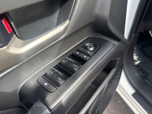 Used 2024 Toyota Tacoma TRD Sport w/ TRD Sport Upgrade Package image 11