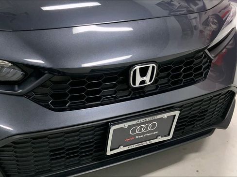 Used 2025 Honda Civic Sport image 31