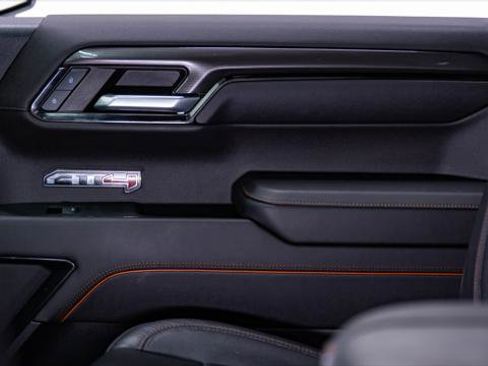 Used 2023 GMC Sierra 1500 AT4 image 44