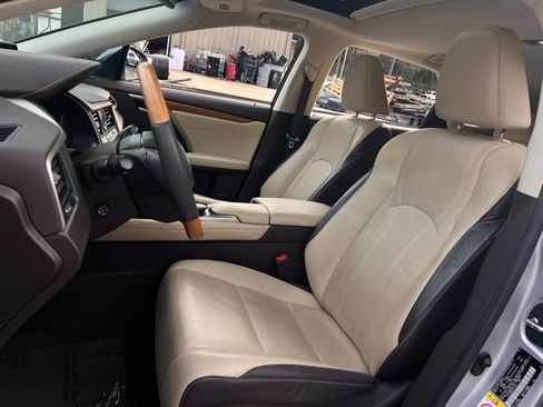 Used 2019 Lexus RX 350 FWD image 13